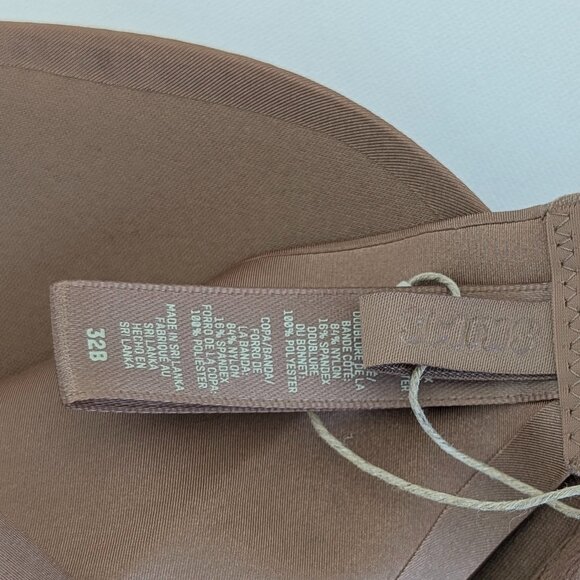 SKIMS Tan Bra - Picture 3 of 4